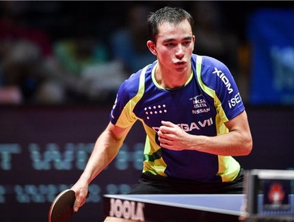 De virada, Hugo Calderano vence o primeiro desafio e está classificado para as oitavas de final do Aberto da Áustria