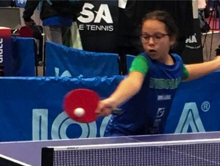 Beatriz Fiore vai fazer primeiro jogo em sua categoria nesta sexta-feira, no Aberto Júnior da Suécia