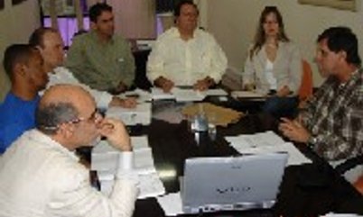 PRESIDENTE DA CBTM VAI A MACAÉ VISANDO PARCERIA