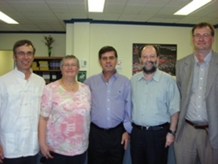 PRESIDENTE DA CONFEDERAÇÃO BRASILEIRA VISITA SEDE DA ITTF