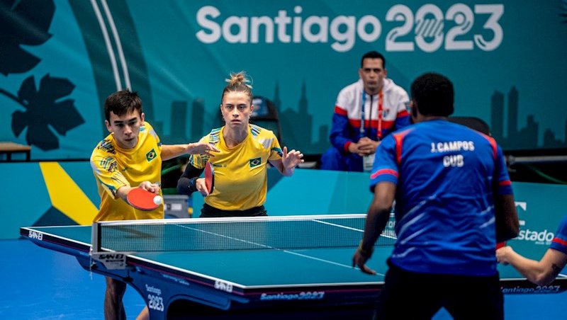 Vitor e Bruna ficaram com a prata nas duplas mista