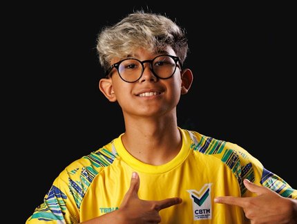 Felipe Okano garante classificação às fases eliminatórias do WTT Youth Contender Platja D'Aro