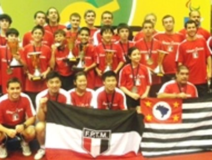 ÁLBUM DE FOTOS DA PREMIAÇÃO DO TORNEIO DE SELEÇÕES