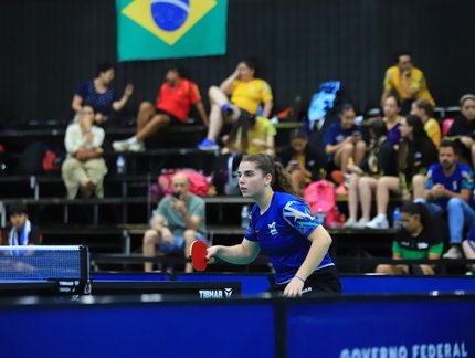 Brasil garante vaga nas semifinais do Campeonato Sul-Americano com equipe feminina Sub-19