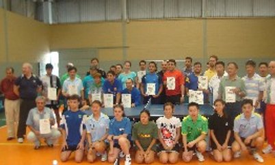 TREINADORES RECEBEM CERTIFICADOS DOS ATLETAS DO BRASIL