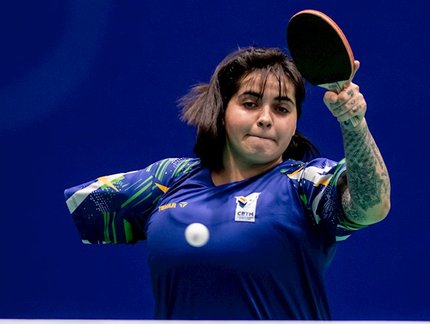 Bruna Alexandre se classifica na liderança da chave e garante primeira medalha brasileira no Aberto Paralímpico Fa40 da França
