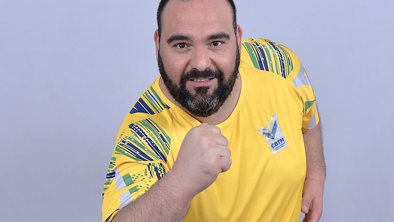 Massad começou no futsal, mas a paixão pelo tênis
