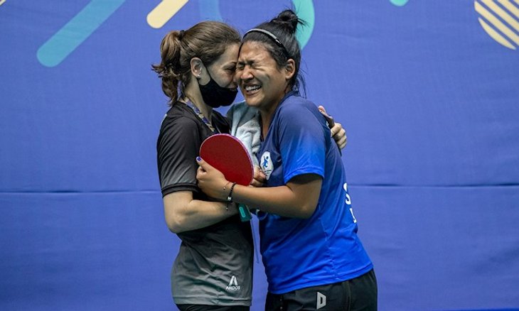 Rejane Cordeiro se emociona ao vencer o absoluto D