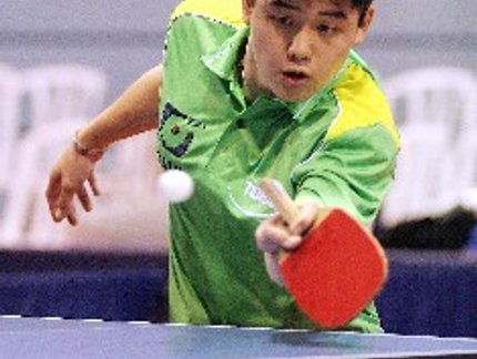 HUGO HOYAMA E CAZUO MATSUMOTO AVANÇAM NO CHILE