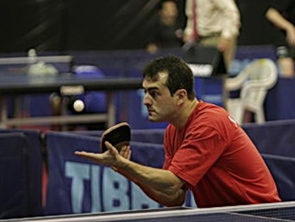 CORSINI VENCE MAEDA PELO RATING B
