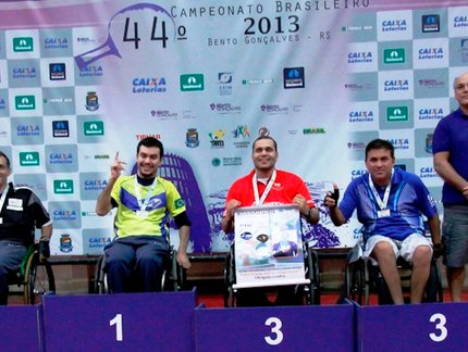 Guilherme Costa Marcião surpreende os favoritos e leva o ouro na Classe 2