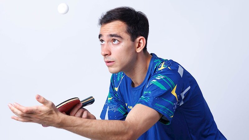 Hugo Calderano está entre os quatro melhores atlet