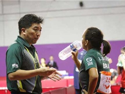 Seleção feminina: Hugo Hoyama projeta confiança em alta para sucesso em 2015