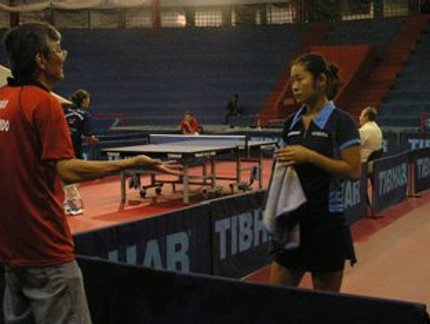CARINA VENCE KARIN SAKO E SE CLASSIFICA NO GRUPO 2