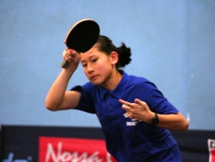 CAROLINE KUMAHARA VENCE NO INFANTIL FEMININO