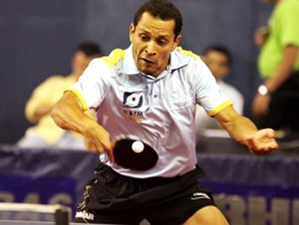 THIAGO MONTEIRO INICIA EM GRANDE ESTILO