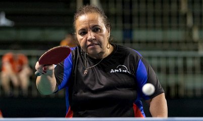 Imbatíveis em Uberlândia! Campeãs das categorias femininas de veteranos levam ouro sem perderem um set sequer