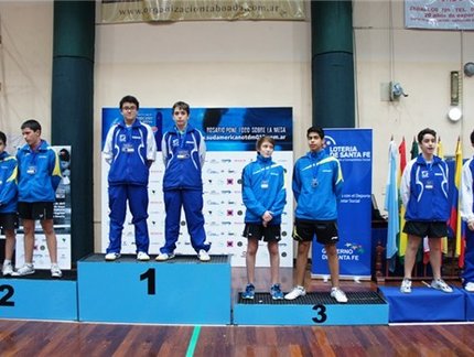 Gustavo Yokota e Vitor Santos recebem medalha de ouro