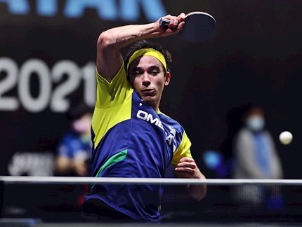 Hugo Calderano vence, garante presença entre os medalhistas e vai brigar pelo título do WTT Star Contender