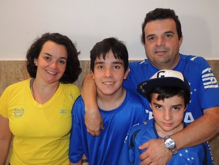 Caio Amorim conta com o indispensável apoio da família em sua estreia internacional