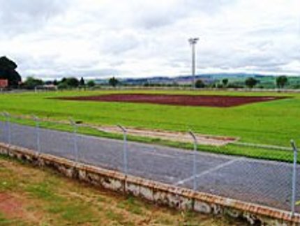 COMPLEXO DESPORTIVO MAGALHÃES PADILHA SERÁ TODO REFORMADO