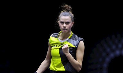 Bruna Takahashi vence mais uma e avança às quartas no WTT Star Contender da Hungria