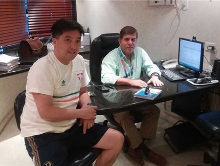 Após resultado histórico no Pan, Hugo Hoyama visita CBTM