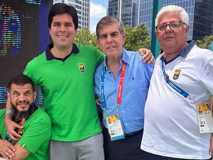 COLUNA DO PRESIDENTE – Alaor Azevedo se encontra com ministro do Esporte em Santiago