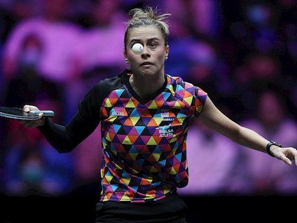Bruna Takahashi vira contra australiana e vence na estreia do WTT Champions Xinxiang