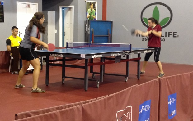 Cedap é campeão feminino no tênis de mesa em categoria juvenil no AP (Foto: Anne Karoline Santos/GE-AP)