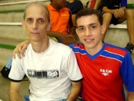 PAI E FILHO FIRMAM PARCERIA EM NOME DO ESPORTE