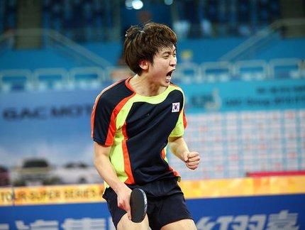 LÁ FORA: Sul-coreanos e japoneses dominam do Aberto da Coreia do Sul