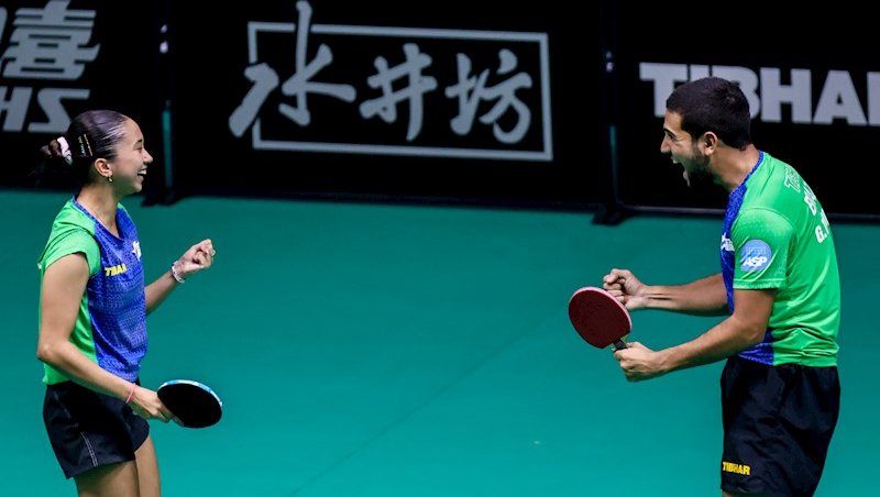 Giulia Takahashi e Guilherme Teodoro jogam juntos 