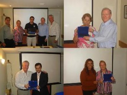 PRESIDENTE HOMENAGEIA GRUPO