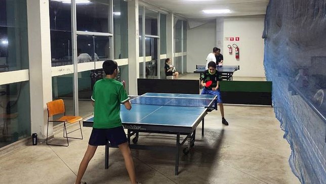 Henrique (de verde) derrotou Vinícius Souza na sem