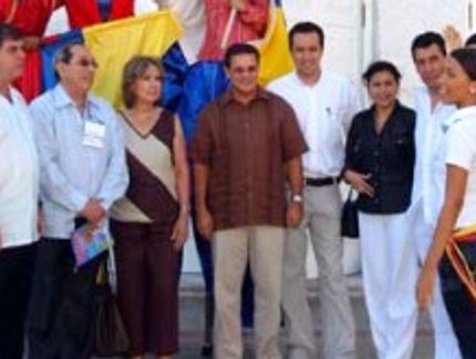 AUTORIDADES PARTICIPAM DO DIA DE FESTA NA COLÔMBIA