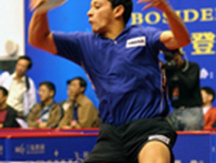 THIAGO MONTEIRO VENCE O CAMPEÃO OLÍMPICO NA COPA DO MUNDO DE TÊNIS DE MESA