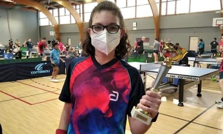 Sophia Kelmer após o título na França. Foto: Acerv