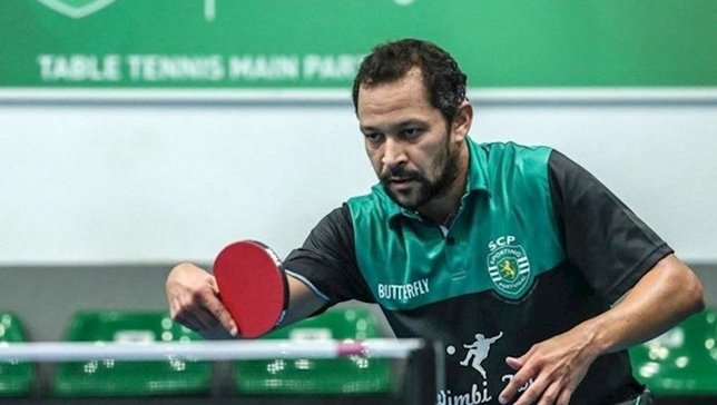 Sporting, de Thiago Monteiro, vence mais uma e lidera o Campeonato Português Masculino