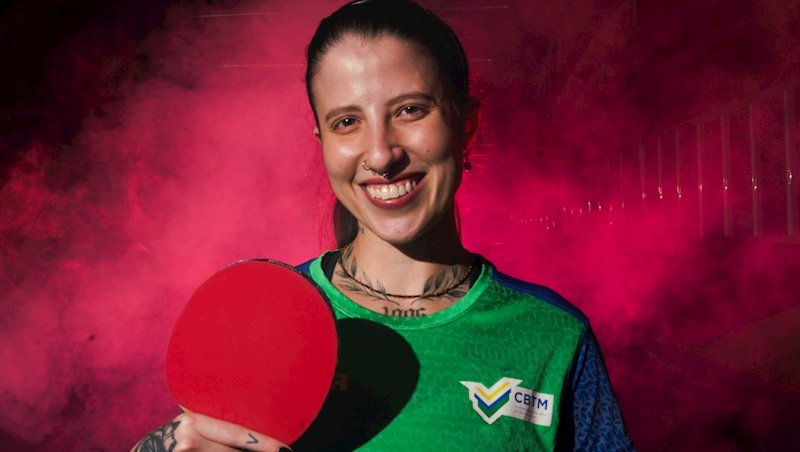 Jennyfer Parinos luta por uma vaga na classe 9 fem