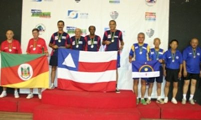 BAIANOS GANHAM NO VETERANOS 50