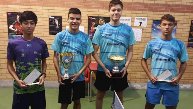 Atletas ficaram sob cuidados do treinador Abílio C