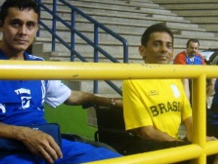 DUPLA CEARENSE MOSTRA BOM HUMOR E ENTROSAMENTO