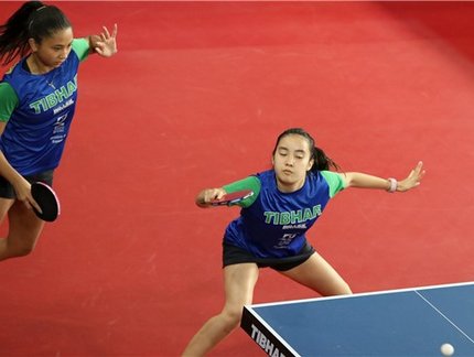 Giulia Takahashi e Laura Watanabe conquistam a prata no torneio de equipes do Aberto Júnior da Croácia