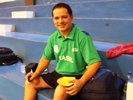 EDMILSON FCA COM O BRONZE NA COPA TANGO