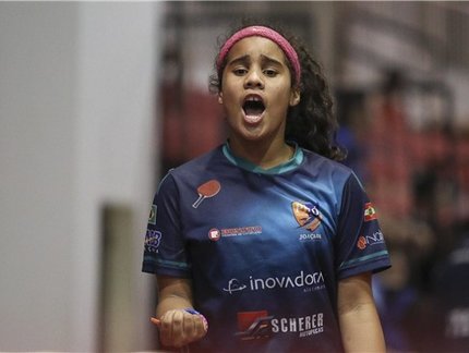 “Vale sacrificar-se pelos filhos”, diz mãe após ouro da filha no 53° Campeonato Brasileiro de Tênis de Mesa