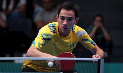 Hugo Calderano vence na estreia e assume liderança do grupo 8 da Copa do Mundo Macau 2024