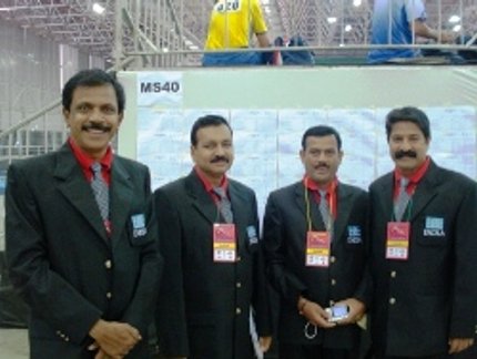 INDIANOS CHAMAM ATENÇÃO PELA ELEGÂNCIA