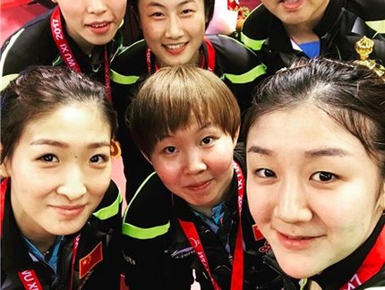 Lá Fora: Sem perder partida alguma, equipes masculina e feminina da China são campeãs do Campeonato Asiático
