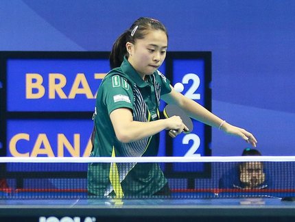 Bruna Takahashi e Leticia Nakada avançam invictas no Aberto da Suécia